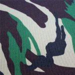 tissus Oxford: polyester 600d, 300 g / m2, imprimé camouflage uni