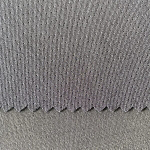 PN26/ROOSO 75D Poly Fil à séchage rapide Polypropylène Pinhole Eyes Warp Knit Fabric 150 g/m²